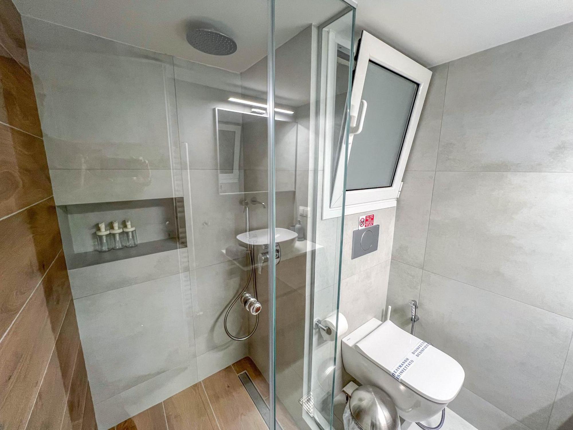 Family Two Bedroom Apartment Benaki Athènes Extérieur photo