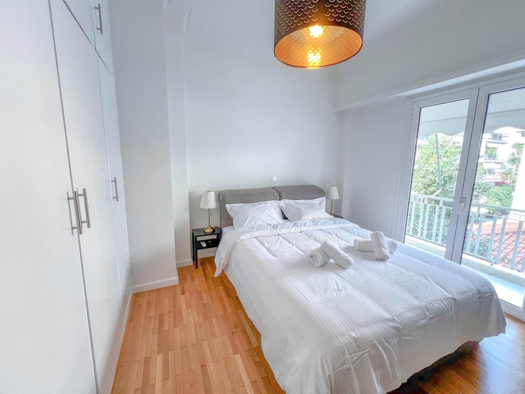 Family Two Bedroom Apartment Benaki Athènes Extérieur photo
